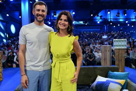 Jochen Schropp und Marlene Lufen zeigen die Geschehnisse im 