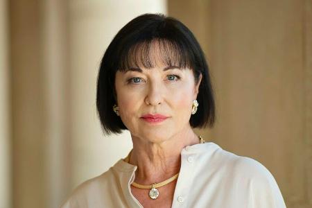 Isa Jank kehrt als Clarissa von Anstetten in 