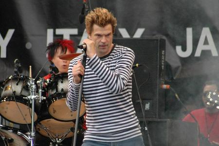 Campino 2005 auf der Bühne in Berlin