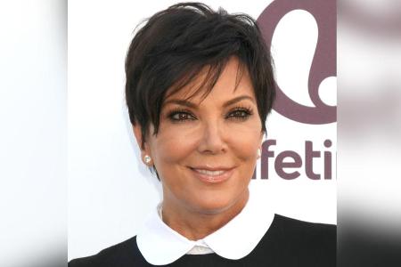 Kris Jenner mit angesagtem Bubikragen-Styling