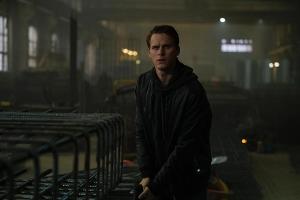 Adam Pålsson schlüpft in der neuen Netflix-Serie "Der junge Wallander" in die Rolle des Kultkommissars.