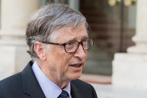 Bill Gates bei einem Auftritt in Paris