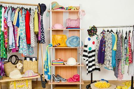 Die Sommermode braucht einen schönen Platz zum Überwintern.