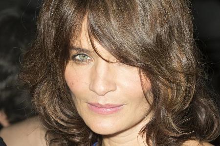 Helena Christensen hat einen alten Designerbody wiedergefunden.