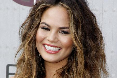 Chrissy Teigen erwartet aktuell ihr drittes Kind.