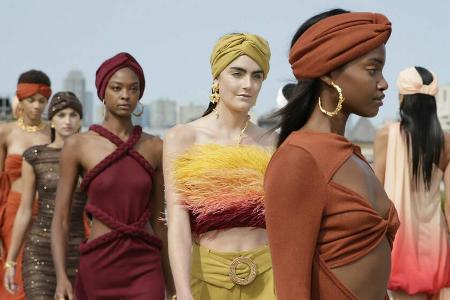 Das Fashionlabel Bronx and Banco hat bei der New York Fashion Week 2020 zeitlose Erdtöne präsentiert.