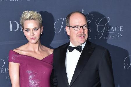 Fürstin Charlène und Fürst Albert von Monaco bei einer Veranstaltung im Jahr 2017.