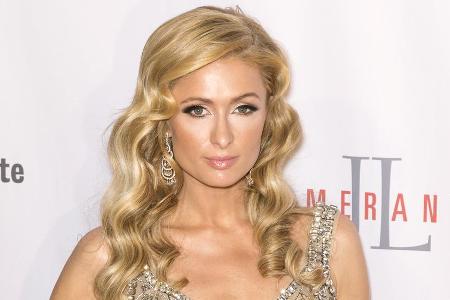Paris Hilton hat sich ihre Eizellen einfrieren lassen.