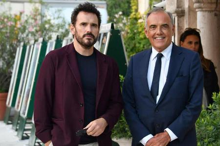 Festivalleiter Alberto Barbera (r.) mit Jury-Mitglied Matt Dillon.