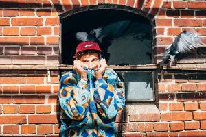 Die Corona-Isolation verbringt Fynn Kliemann auf seinem "Baby-Bauernhof".