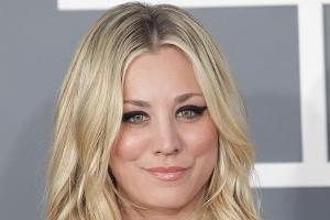 Kaley Cuoco steht bald mit Kevin Hart und Woody Harrelson vor der Kamera.