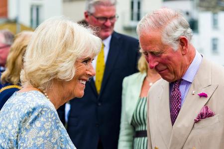Charles und Camilla feiern ihren 15. Hochzeitstag.