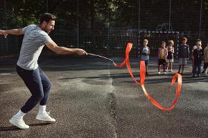 Claudio Pizarro genießt nach dem Ende seiner Profikarriere seine neue Freiheit.