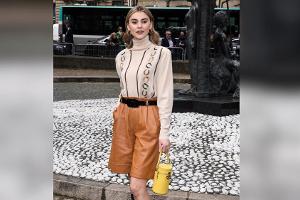 Model Stefanie Giesinger im angesagten Bermuda-Hosen-Look.