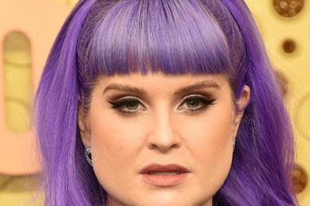 Kelly Osbourne einst auf dem roten Teppich - so sieht sie nicht mehr aus.
