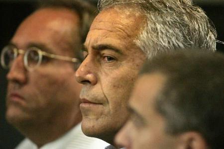 Der Todestag von Jeffrey Epstein jährt sich am 10. August zum ersten Mal.
