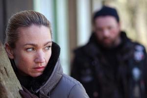 "Winterlicht - Der Usedom-Krimi": Julias (Lisa Maria Potthoff) Verdächtiger ist näher als sie denkt