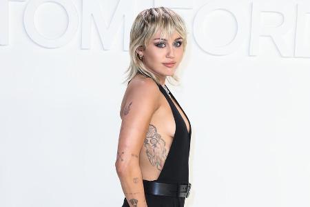 Miley Cyrus im Februar bei einer Modenschau von Designer Tom Ford in Los Angeles