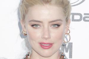 Amber Heard gönnt sich nach dem Prozess in London eine Auszeit in der Sonne.