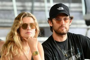 Toni Garrn und Alex Pettyfer sind seit Dezember 2019 verlobt.
