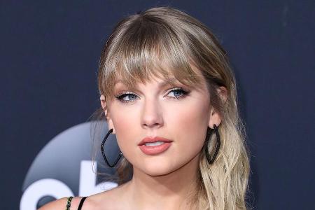 Taylor Swift gibt immer wieder gerne etwas von ihrem Reichtum ab.