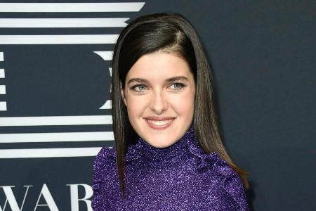 Model und Mama Marie Nasemann malt wieder.