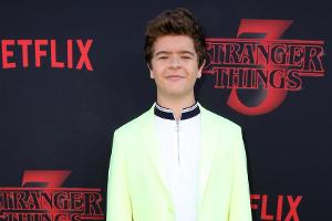 Gaten Matarazzo auf dem roten Teppich der Premiere der letzten "Stranger Things"-Staffel