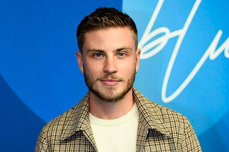 Schauspieler Jannik Schümann freut sich über die Reaktionen auf sein Coming-out