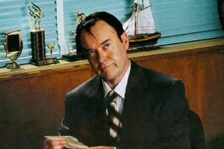 David Lander in seiner Rolle als Schuldirektor Squiggy in 