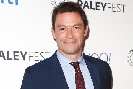 Dominic West zeigt sich zu Weihnachten mit seiner Familie vereint.