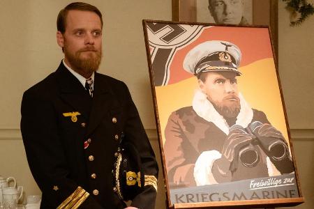 Stefan Konarske alias Ulrich Wrangel in 