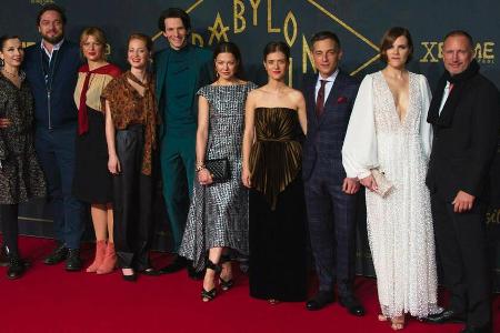 Im Dezember 2019 kam der Cast von 