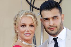 Britney Spears und Sam Asghari 2019 auf dem roten Teppich.