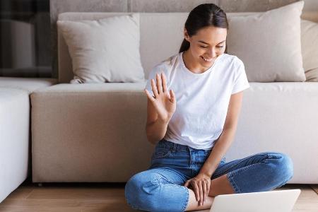 In Corona-Zeiten ersetzen Videocalls das persönliche Treffen.