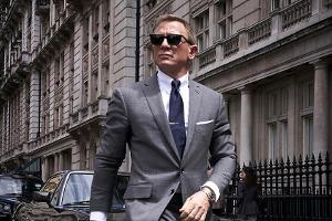 Immerhin etwas: Zumindest der Anzug sitzt bei Daniel Craig alias James Bond so gut wie eh und je