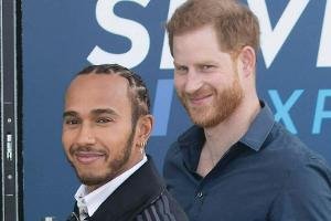 Prinz Harry (r.) und Lewis Hamilton eröffneten ein neues Museum an der britischen Rennstrecke von Silverstone.