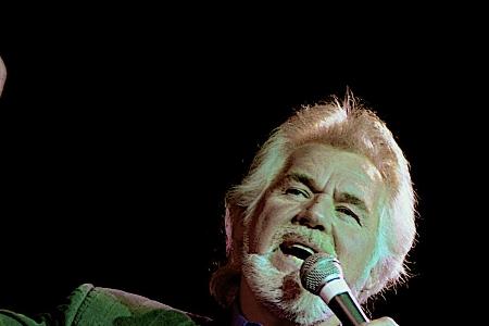 Kenny Rogers begeisterte die Musikwelt mit seinen Songs