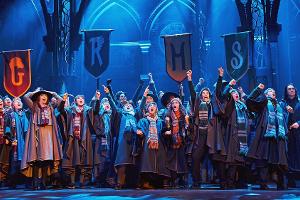 Die Story von J.K. Rowling als Theaterstück im "Mehr! Theater am Großmarkt"