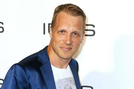 Oliver Pocher wischt gerne eins aus - nach diesem Video kann er auch wieder abwischen...