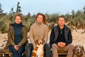 "Nord bei Nordwest: Gold!": Lona Vogt (Henny Reents), Jule Christiansen (Marleen Lohse) und Hauke Jakobs (Hinnerk Schönemann)