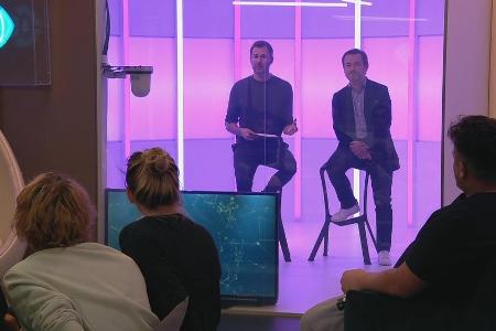 Jochen Schropp und Dr. Andreas Kaniewski (re.) informieren die 