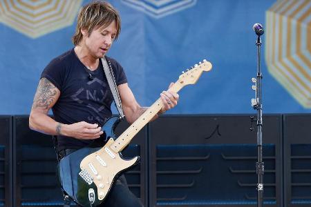 Keith Urban war einer der ersten Musiker, die ein Heimkonzert live auf Instagram übertragen haben
