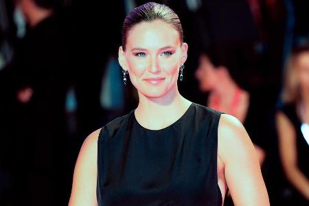 Bar Refaeli erwartet Baby Nummer drei