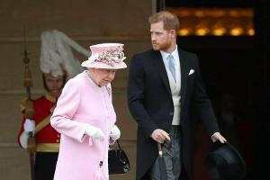 Queen Elizabeth hat ihren Enkel Prinz Harry zum Gespräch gebeten