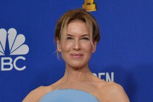 US-Star Renée Zellweger mit ihrem Golden Globe Award