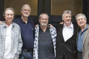 Die legendäre Komiker-Gruppe "Monty Python" im Jahr 2014 (v.l.): Eric Idle, John Cleese, Terry Gilliam, Michael Palin und de...