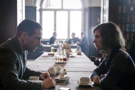 Läuft was zwischen Gereon (Volker Bruch) und Charlotte (Liv Lisa Fries)?