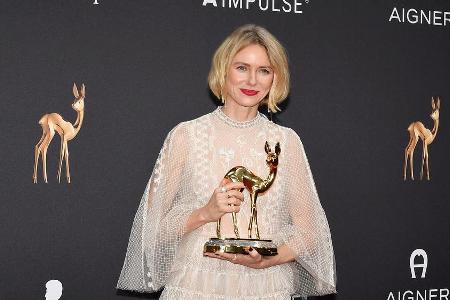 Im vergangenen Jahr bekam unter anderem Hollywood-Star Naomi Watts einen Bambi überreicht - in Zukunft werden diese Momente ...