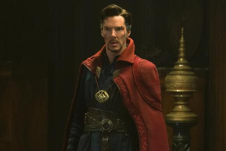 Benedict Cumberbatch alias Stephen Strange in 