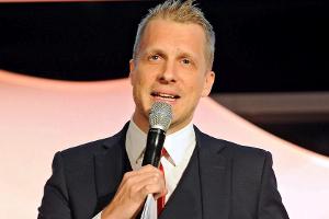 Oliver Pocher hält an seinen Wendler-Parodien fest.